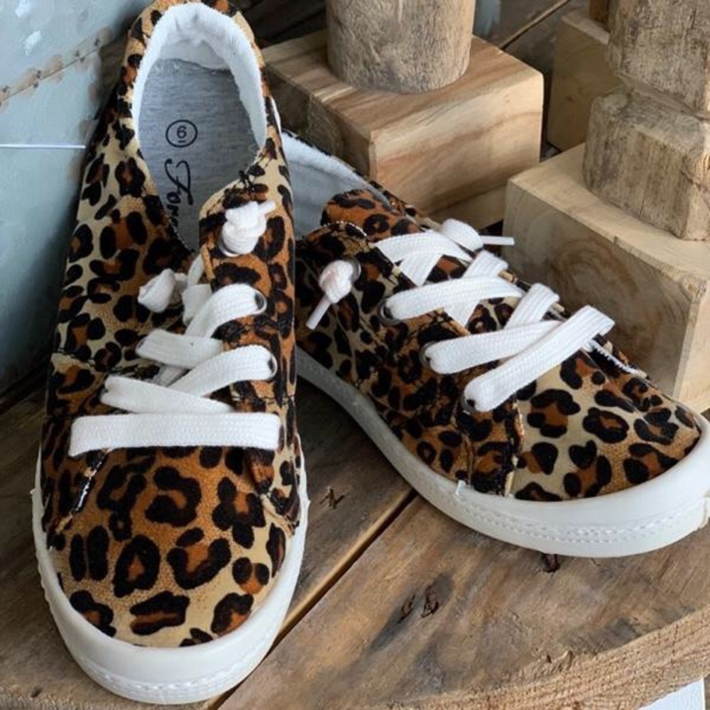 Comfy Canvas Leopard Cheetah Print Sneakers - Picture 5 of 7